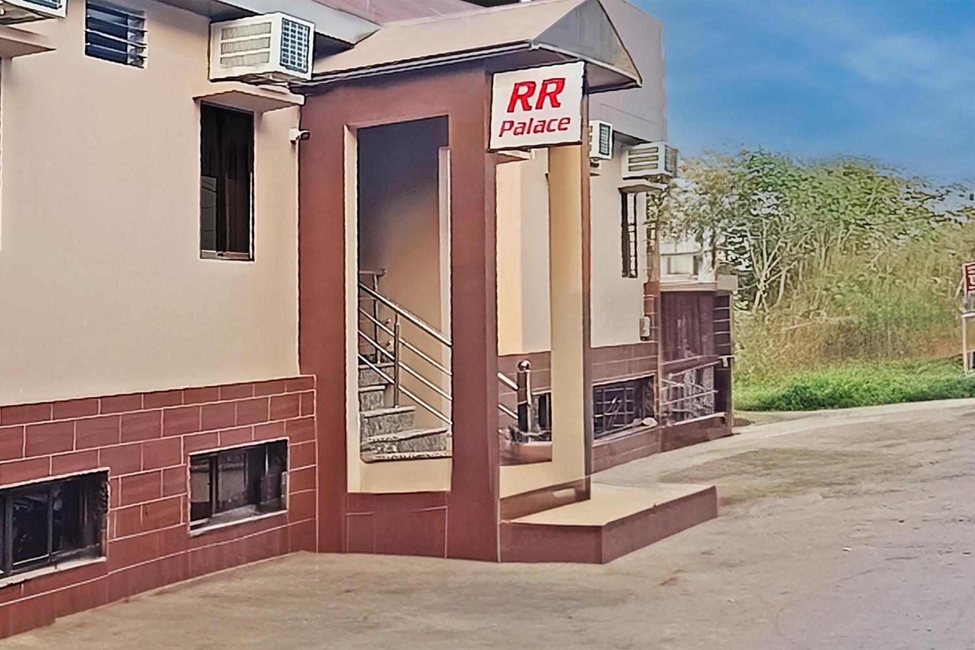 Hotel O Royal Regency Palace Gorakhpur Kültér fotó