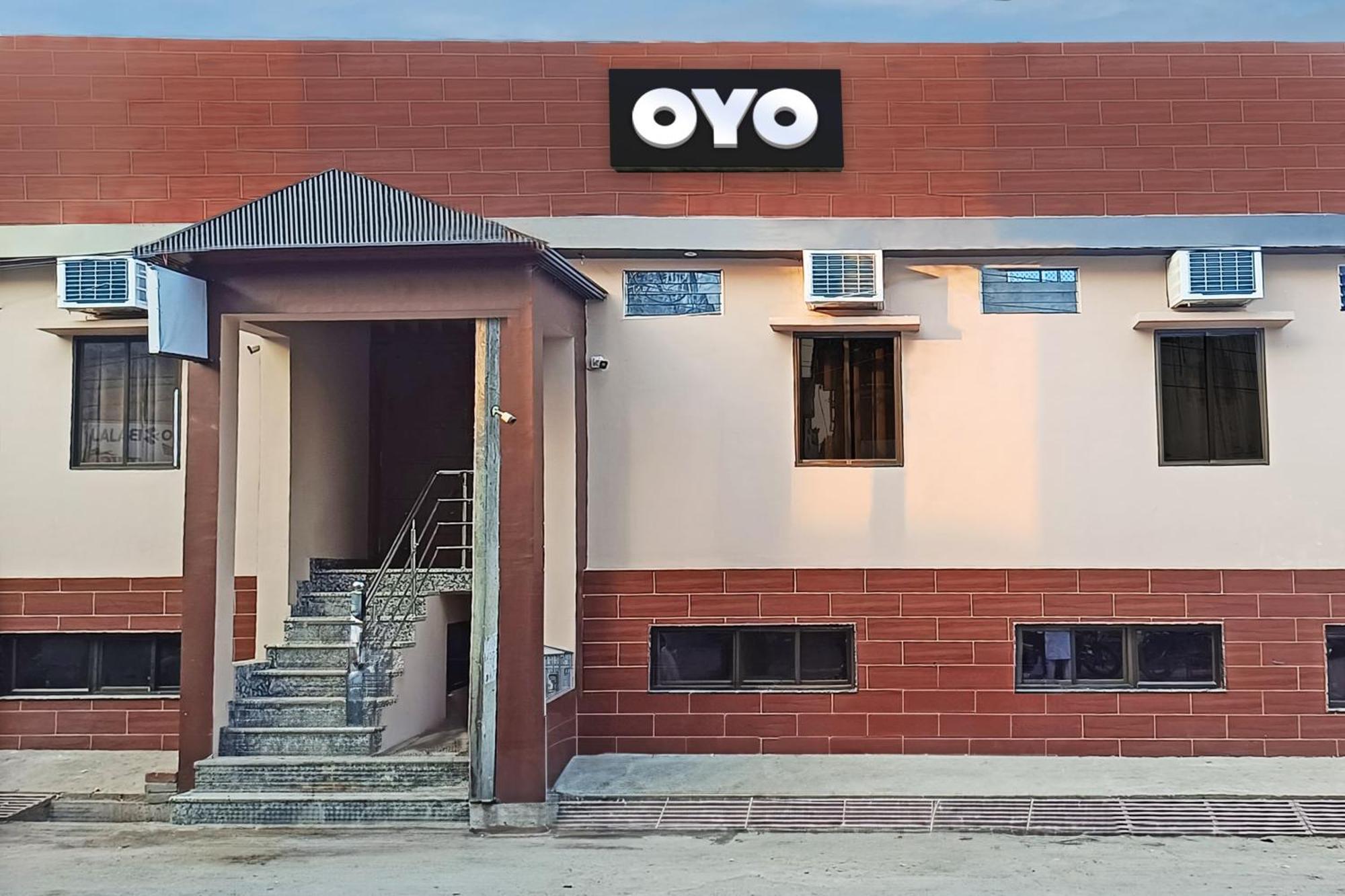 Hotel O Royal Regency Palace Gorakhpur Kültér fotó
