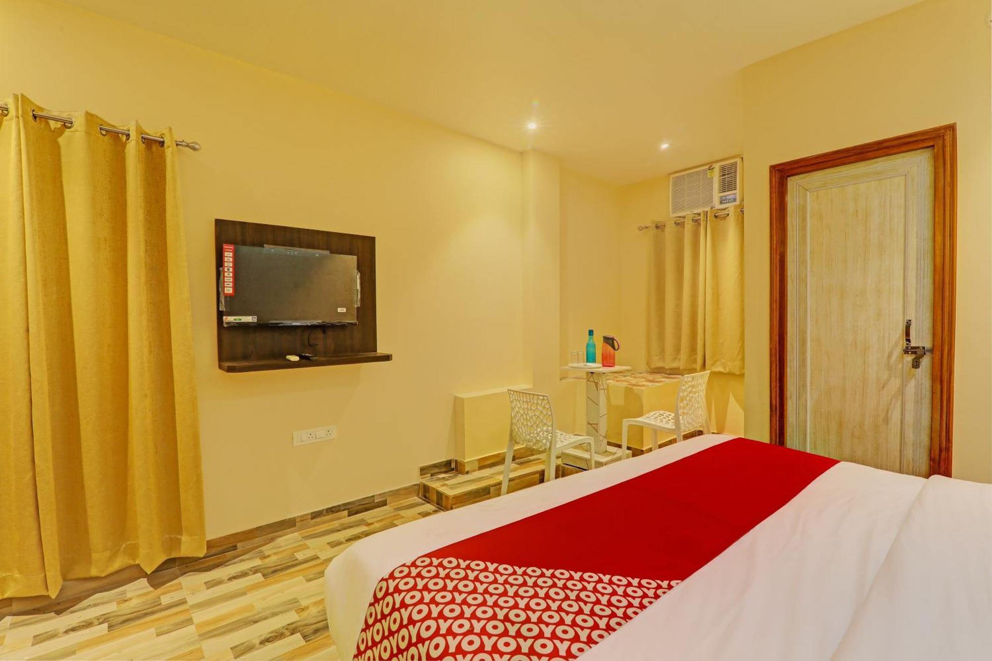 Hotel O Royal Regency Palace Gorakhpur Kültér fotó