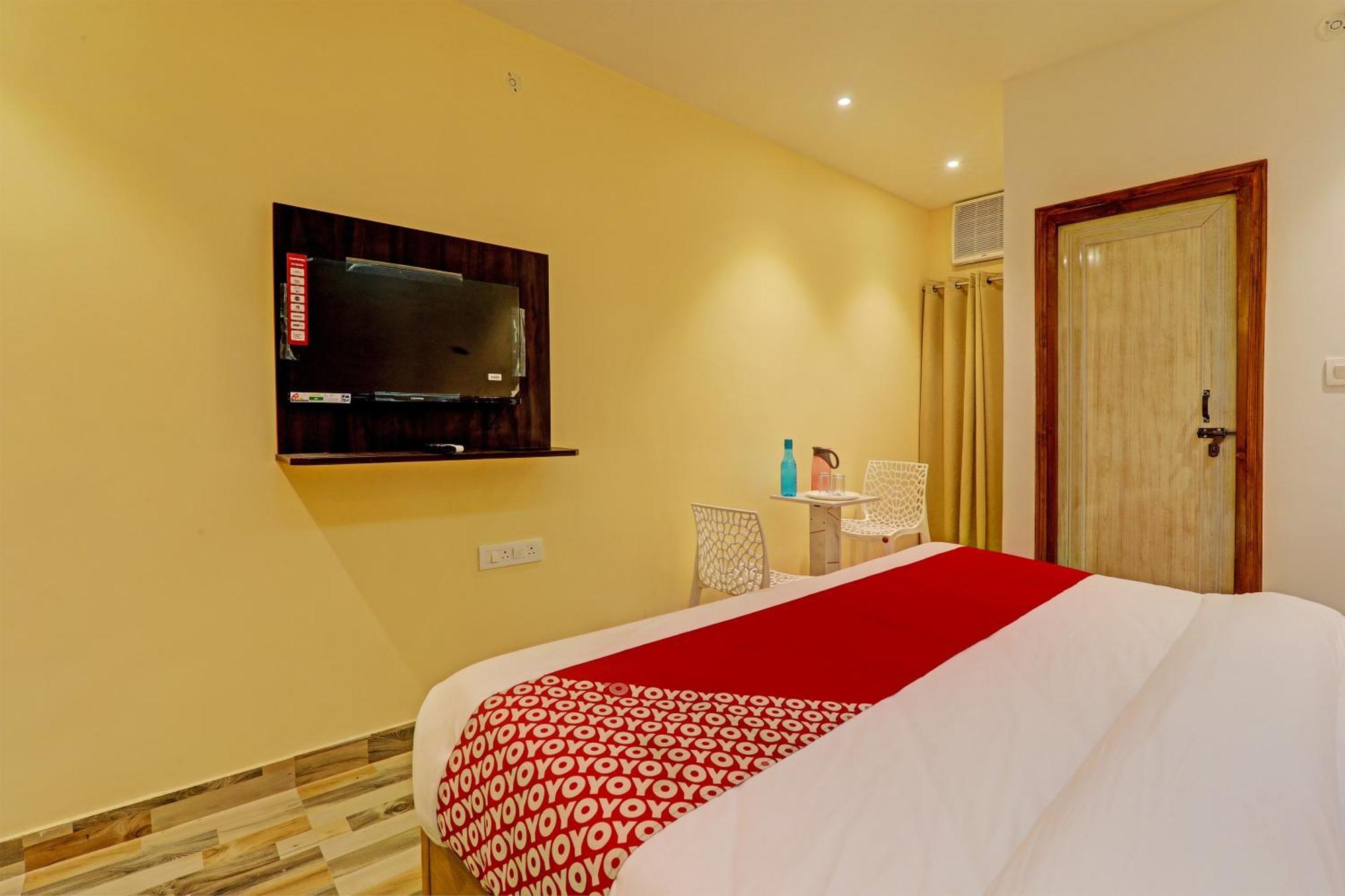 Hotel O Royal Regency Palace Gorakhpur Kültér fotó